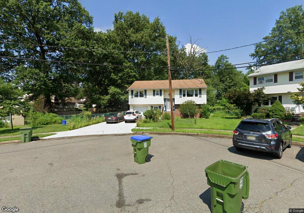 9 Charles Ct, Edison, NJ 08820 - photo 1