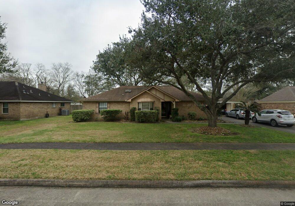 2325 Salisbury Ln, Alvin, TX 77511 - photo 1
