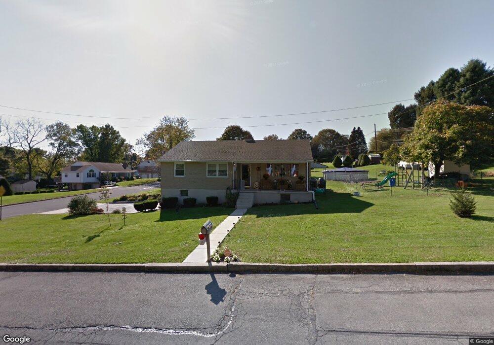 3500 Lantana Ave, Reading, PA 19605 - photo 1