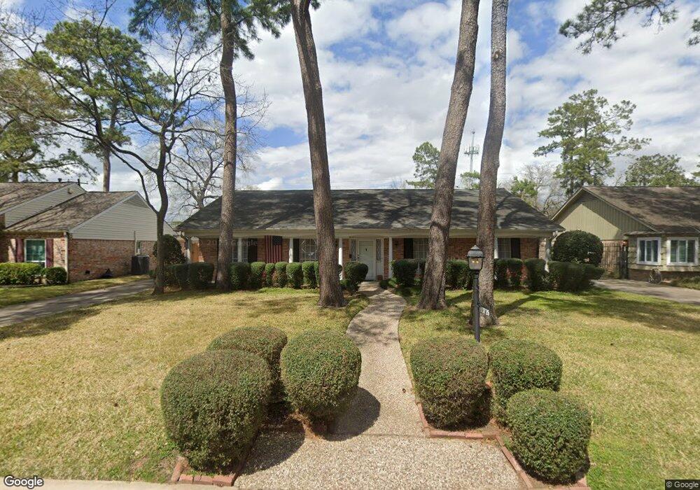 13726 Kingsride Ln, Houston, TX 77079 - photo 1