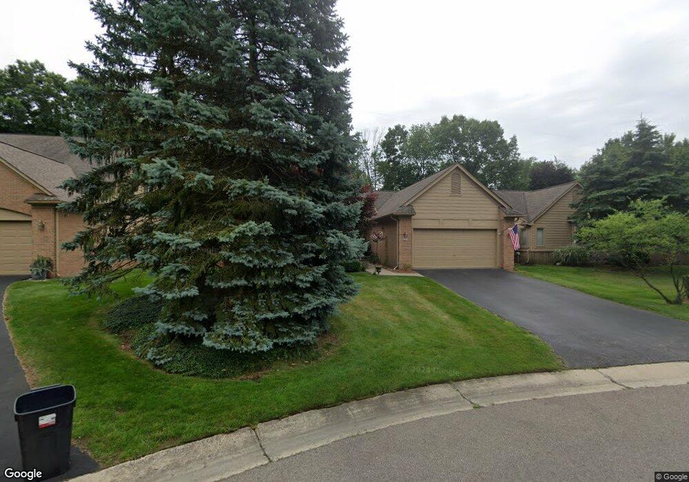 5053 Pheasant Cove, West Bloomfield, MI 48323 - photo 1