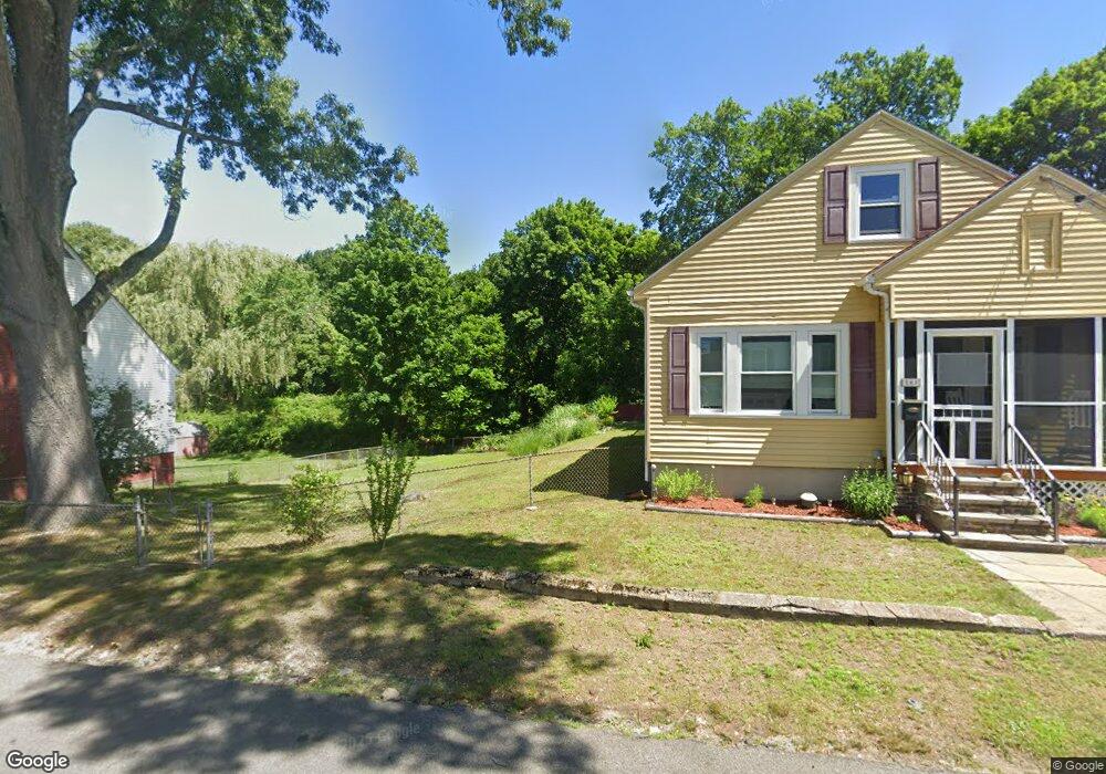 205 Chandler Ave, Pawtucket, RI 02860 - photo 1