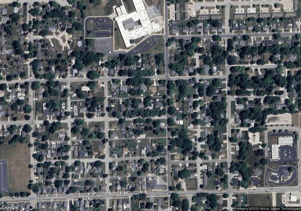 918 E 3rd St, Auburn, IN 46706 - photo 1