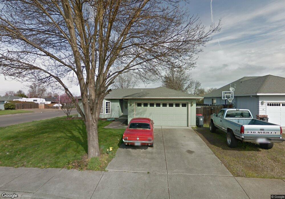 1201 Far West Ave, Central Point, OR 97502 - photo 1