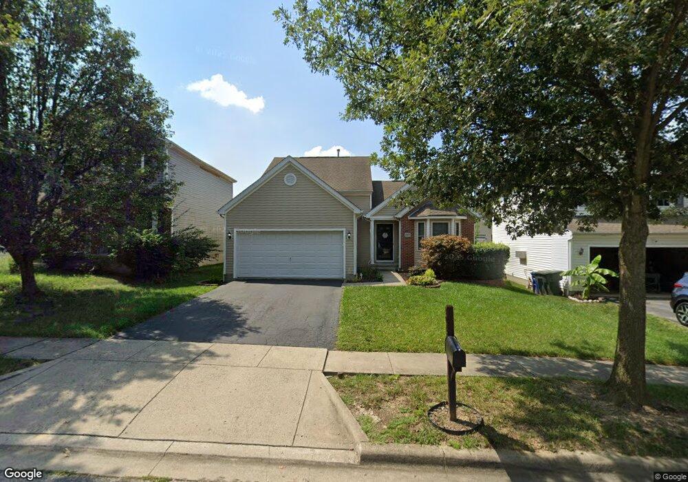 1027 Tenbrook Place unit 38, Columbus, OH 43228 - photo 1