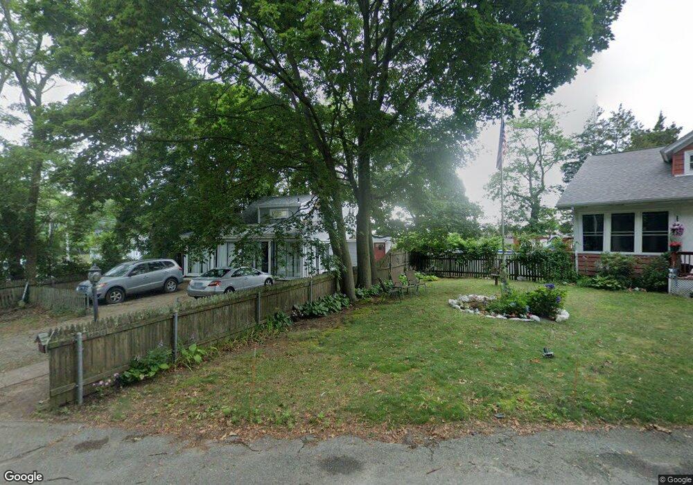 21 Shippee Ave, Warwick, RI 02886 - photo 1