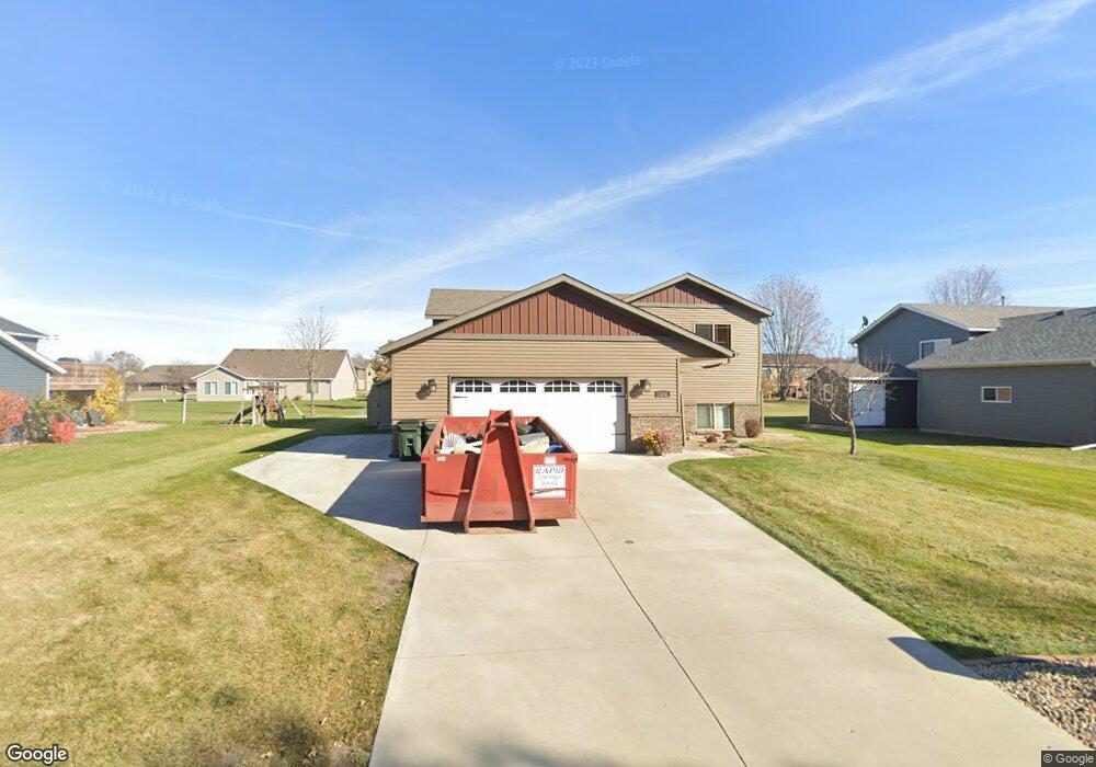 404 Highview Dr W, Sartell, MN 56377 - photo 1