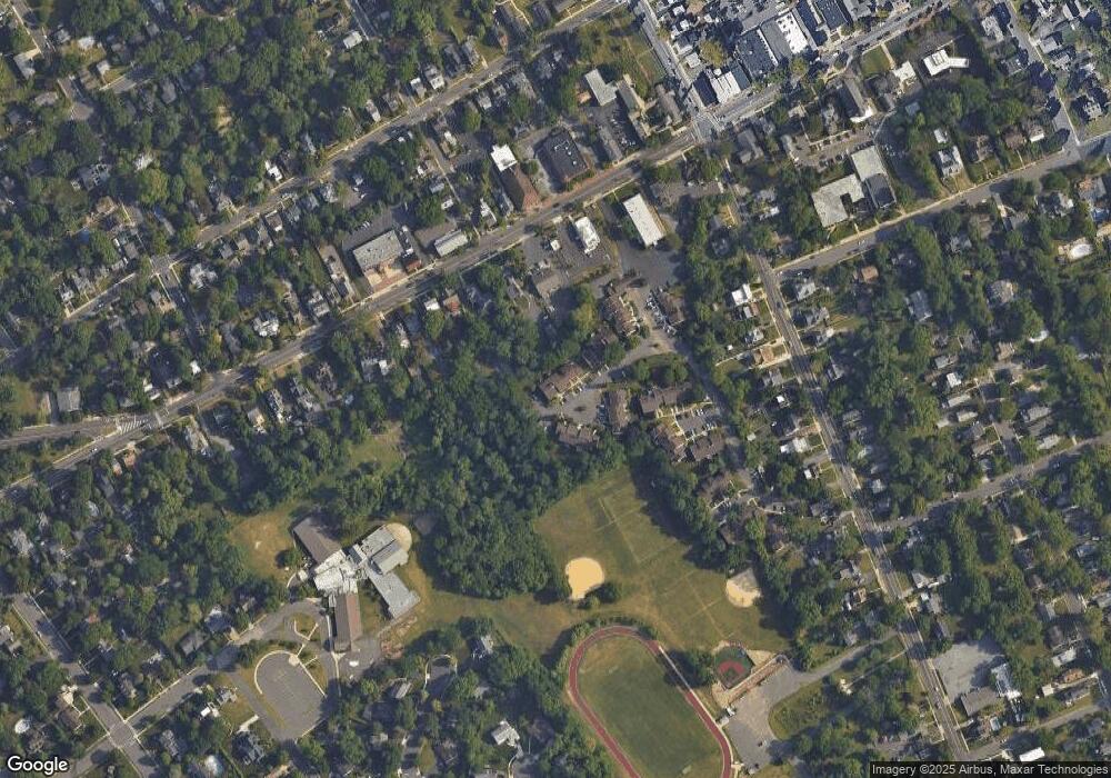 23 W Close unit 23, Moorestown, NJ 08057 - photo 1