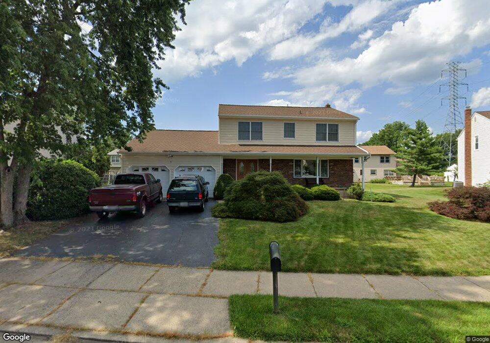 51 Stratford Cir, Edison, NJ 08820 - photo 1