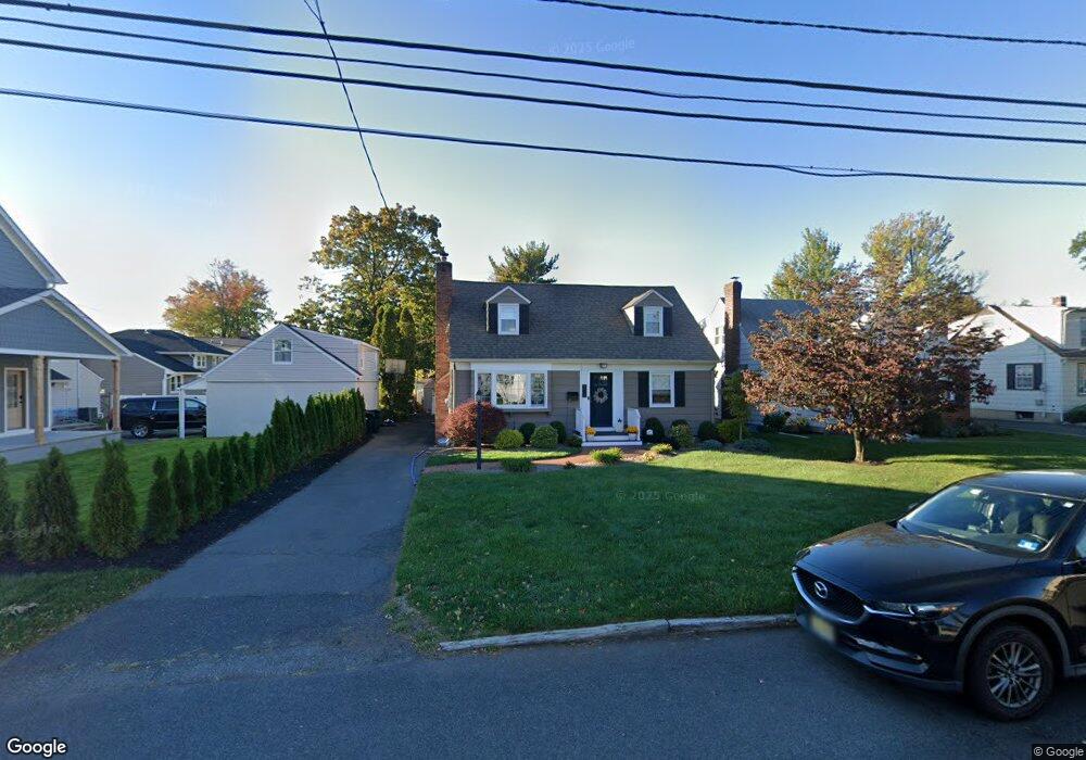 2211 Evergreen Ave, Scotch Plains, NJ 07076 - photo 1