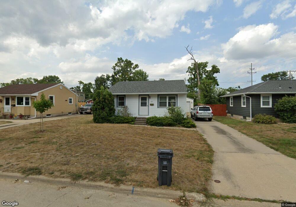 3316 Soutter Ave SE, Cedar Rapids, IA 52403 - photo 1