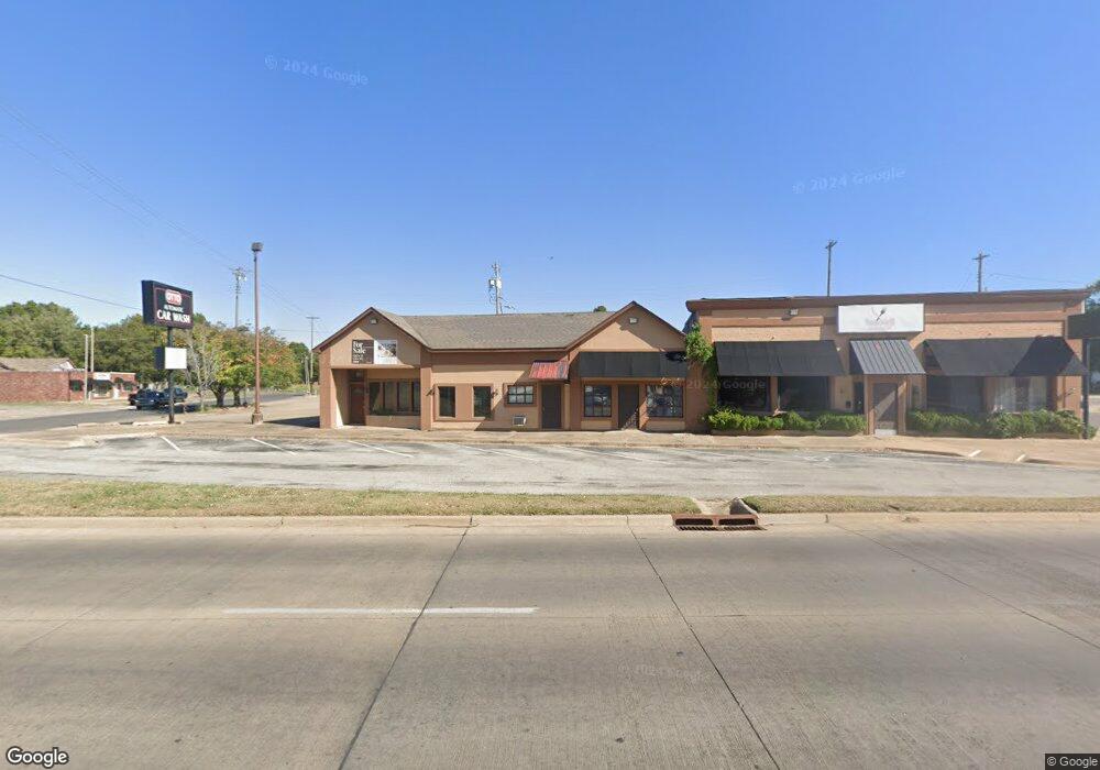 1702 W Okmulgee St, Muskogee, OK 74401 - photo 1