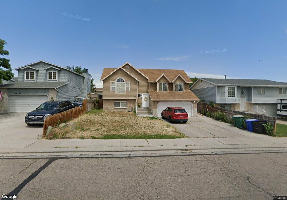 5264 W Wake Robin Dr, West Jordan, UT 84081 - photo 1