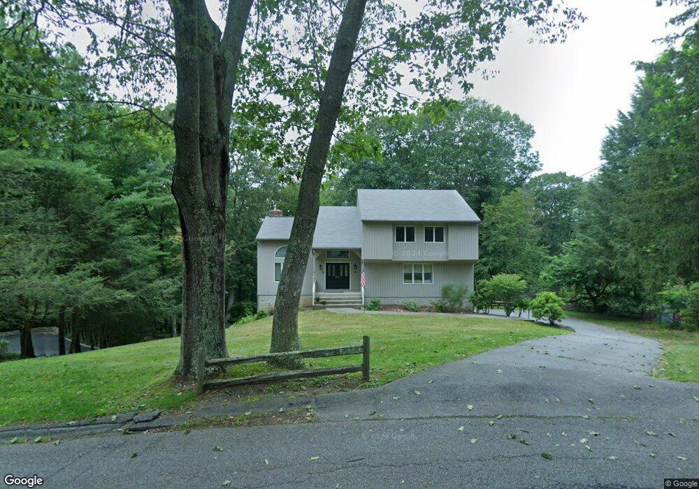 52 Stonehouse Rd, Somers, NY 10589 - photo 1