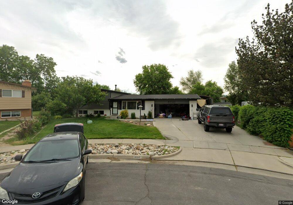 8550 S Clairmont Cir, Sandy, UT 84070 - photo 1