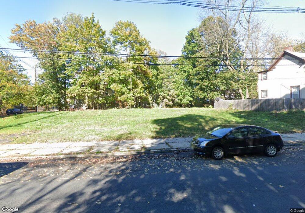 460 W 2nd St, Plainfield, NJ 07060 - photo 1