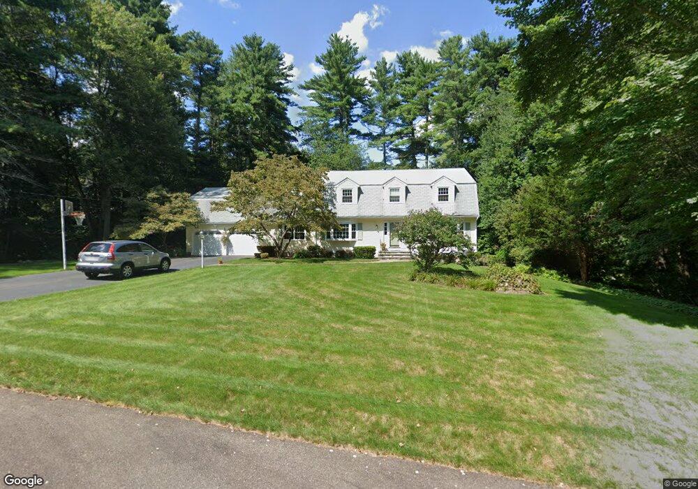 10 Penobscot St, Medfield, MA 02052 - photo 1