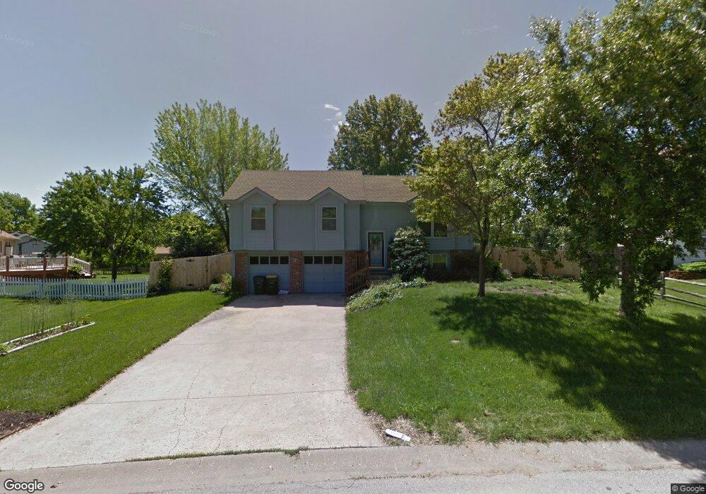 5633 Gleason Rd, Shawnee, KS 66226 - photo 1