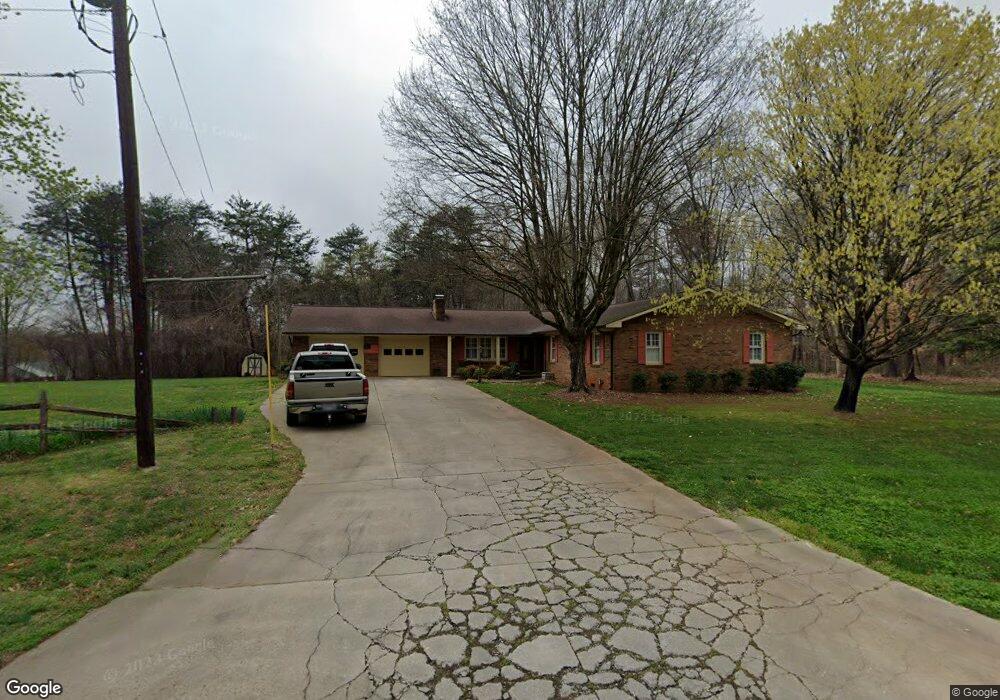 323 Shumaker Dr, Statesville, NC 28625 - photo 1