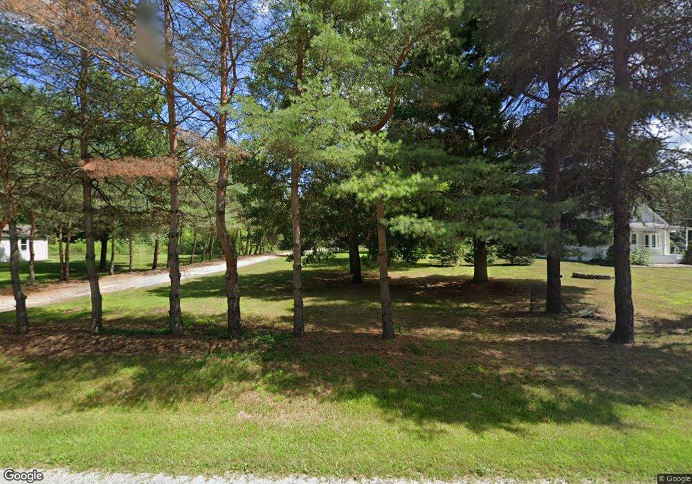 9046 N Mckinley Rd, Flushing, MI 48433 - photo 1