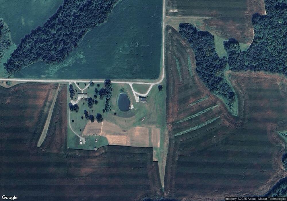 1527 Dirt Rd, Arenzville, IL 62611 - photo 1