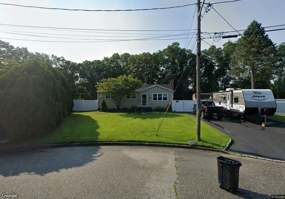 2804 Billy Ct, Medford, NY 11763 - photo 1