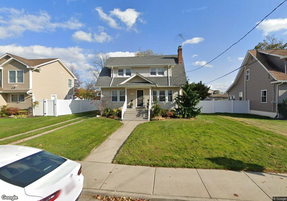 3255 2nd St, Oceanside, NY 11572 - photo 1