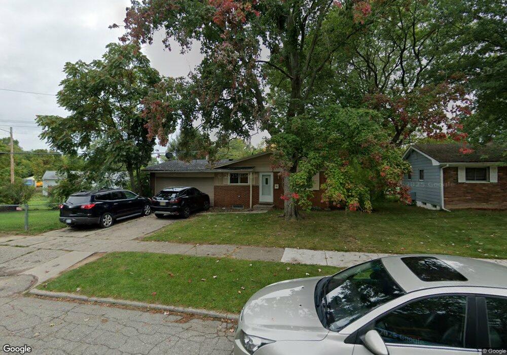 4110 Hillborn Ln, Lansing, MI 48911 - photo 1