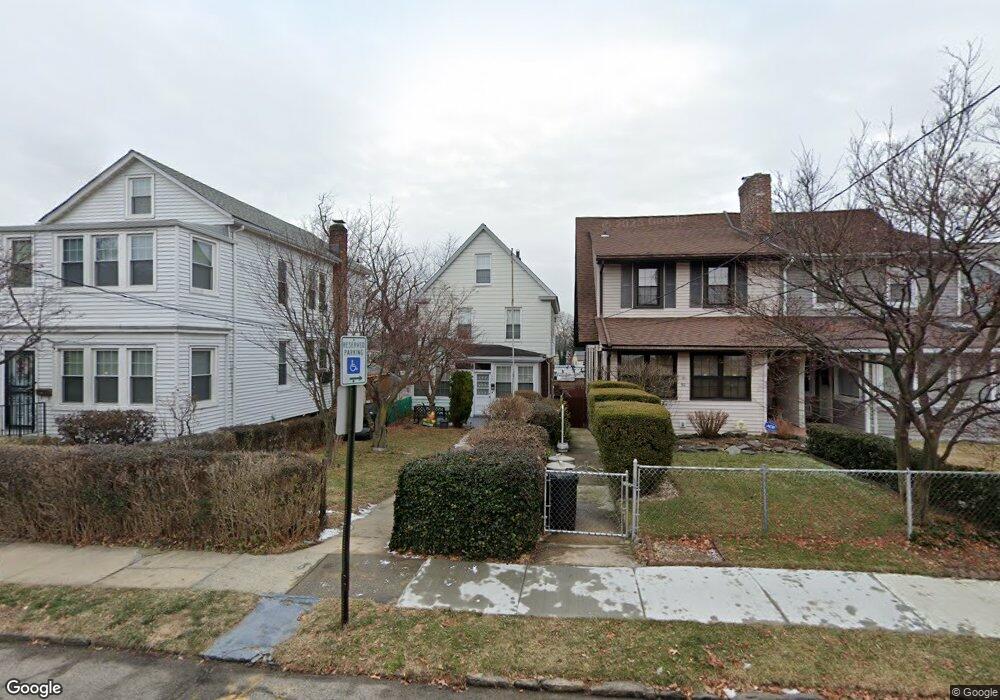 32 S Devoe Ave, Yonkers, NY 10705 - photo 1