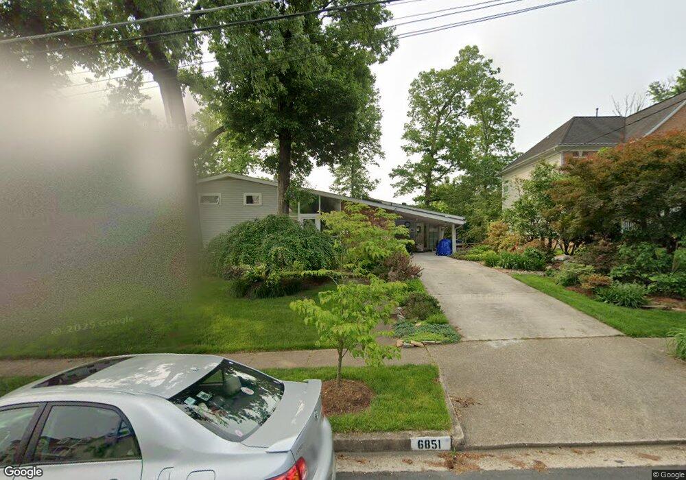 6851 Strata St, McLean, VA 22101 - photo 1