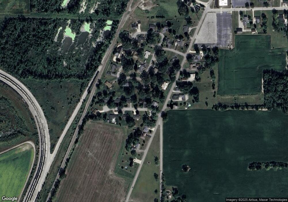 1435 Mcconnell Dr, Bluffton, IN 46714 - photo 1