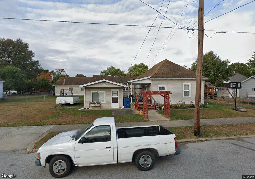 223 S 3rd St, West Terre Haute, IN 47885 - photo 1