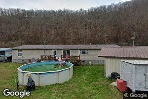 39 Pinson Dr, Kimper, KY 41539