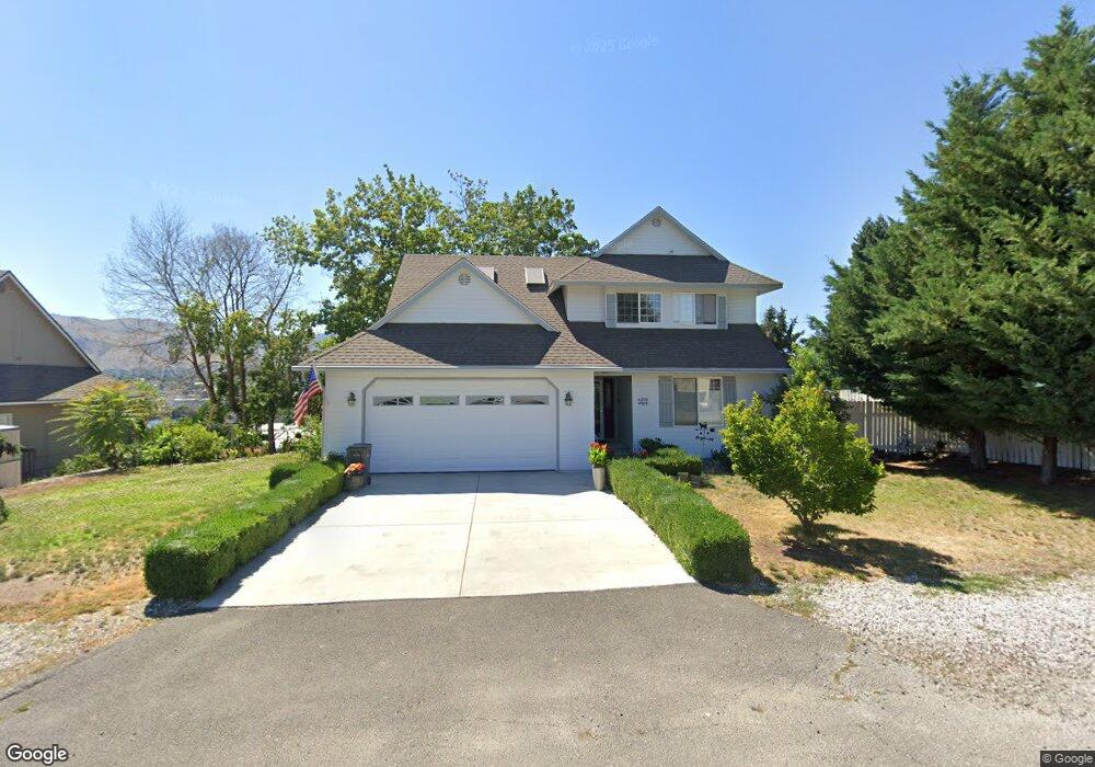 1332 N Ashland Ave, East Wenatchee, WA 98802 - photo 1