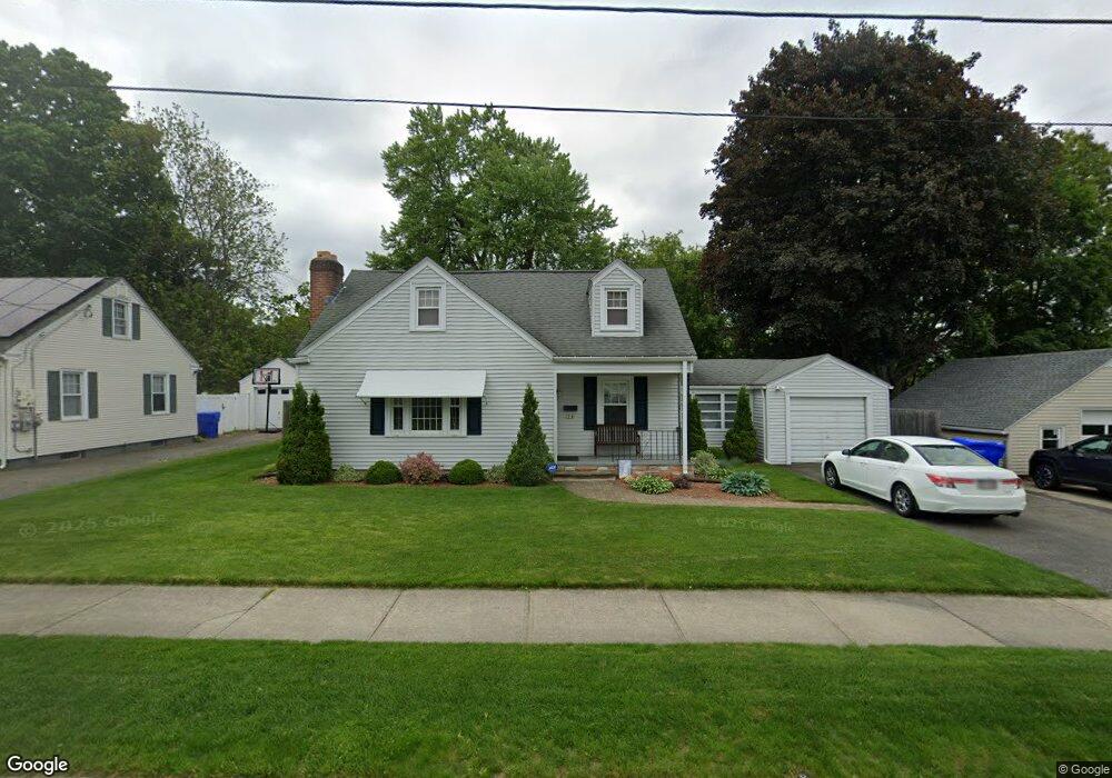 74 Grandview St, Springfield, MA 01118 - photo 1