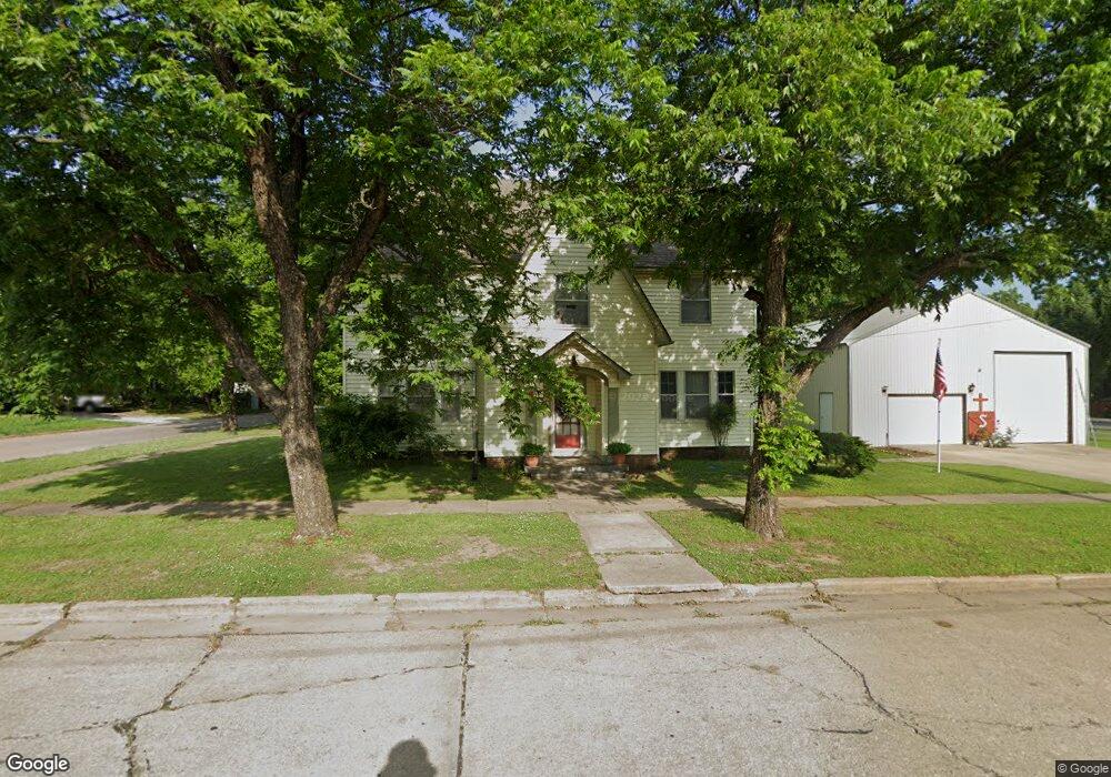 400 D St SW, Ardmore, OK 73401 - photo 1