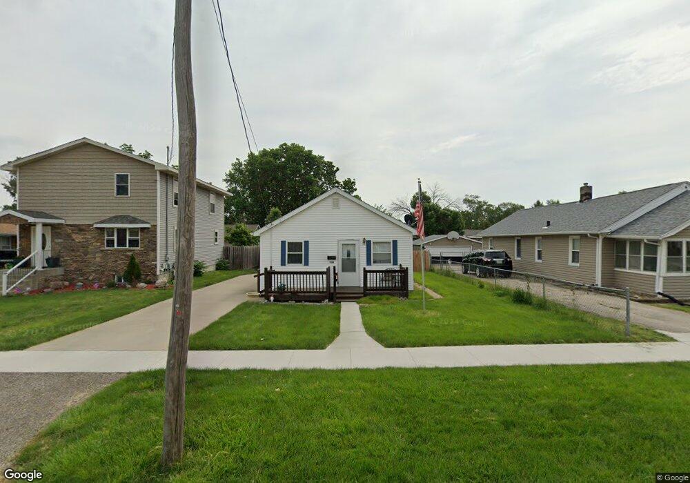 1909 E 24th St, Des Moines, IA 50317 - photo 1