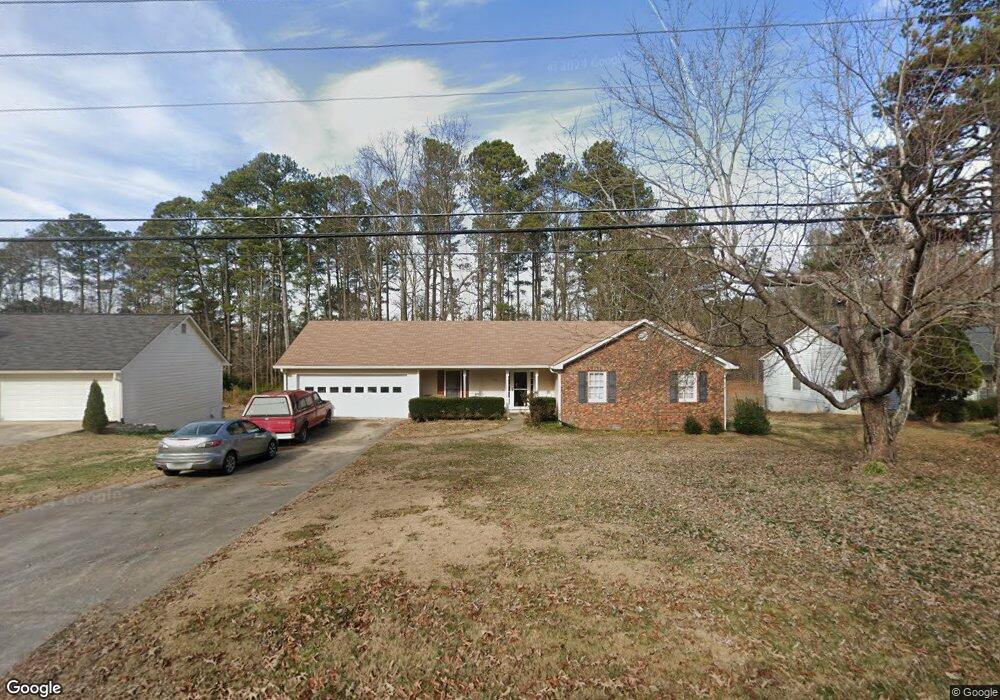 1574 Plunketts Rd, Buford, GA 30519 - photo 1