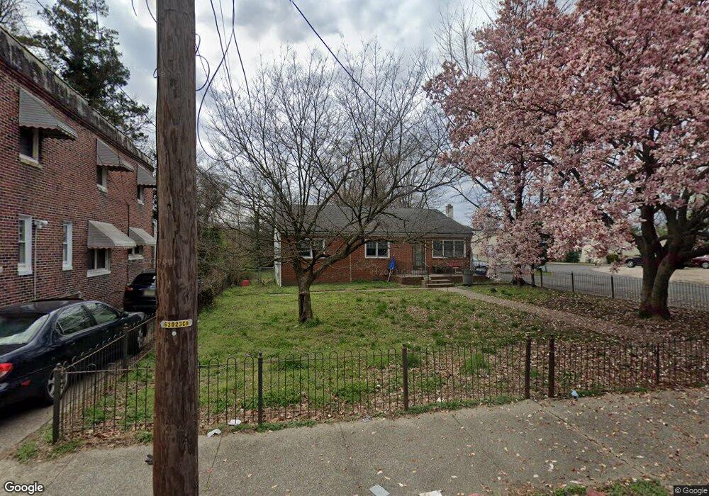 3013 Fenwick Rd, Camden, NJ 08104 - photo 1