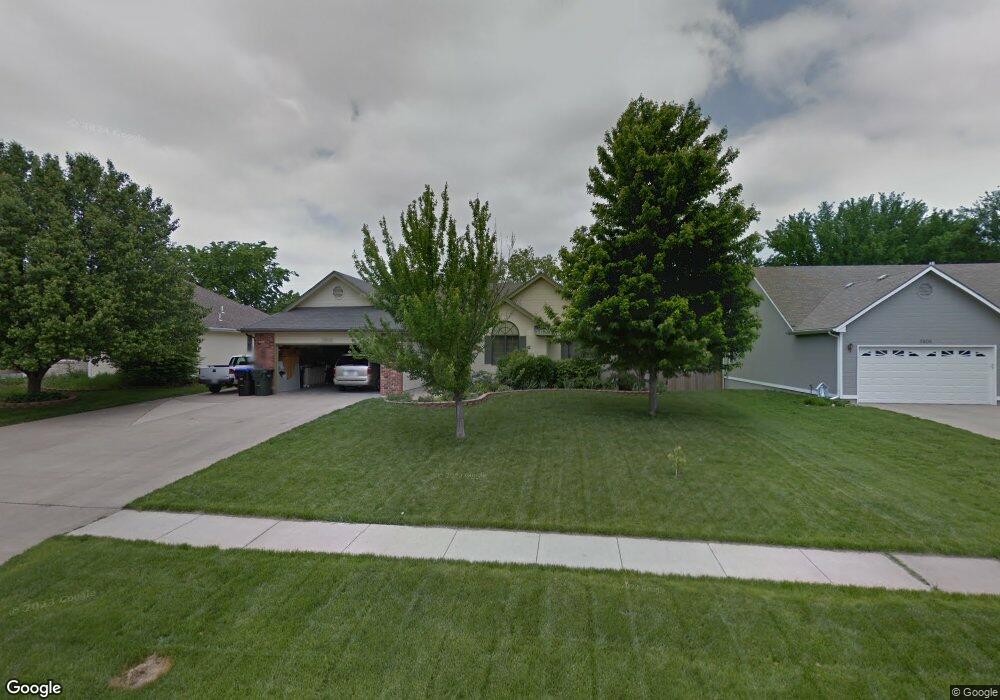 7412 SW Cannock Chase Rd, Topeka, KS 66614 - photo 1