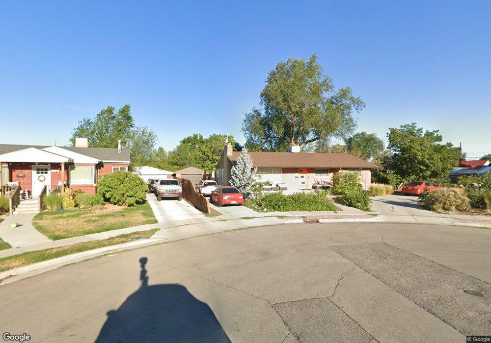 267 W Olympus Cir, Midvale, UT 84047 - photo 1