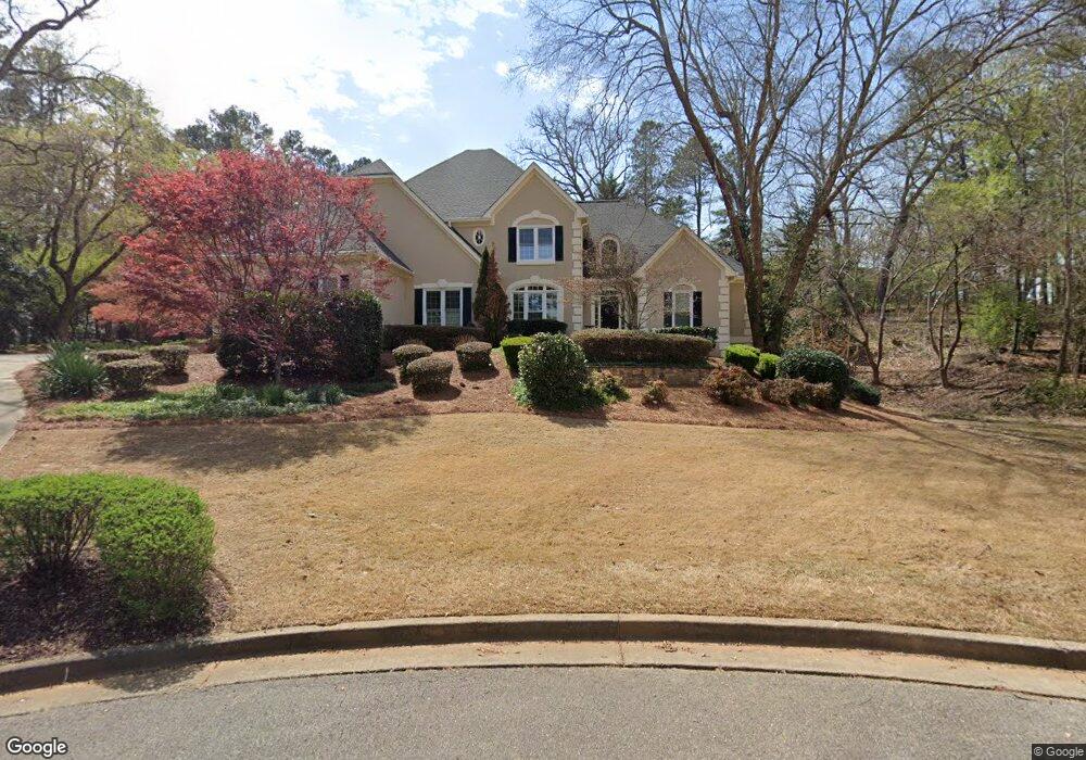 520 Cambridge Ct, Alpharetta, GA 30005 - photo 1