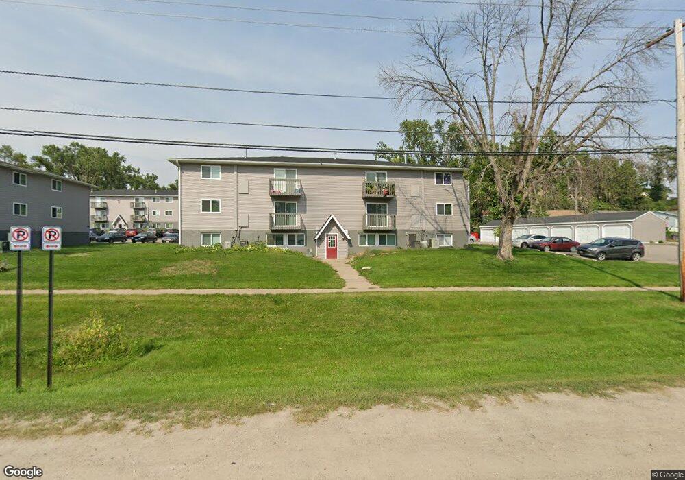 1630 F Ave NW unit 5, Cedar Rapids, IA 52405 - photo 1
