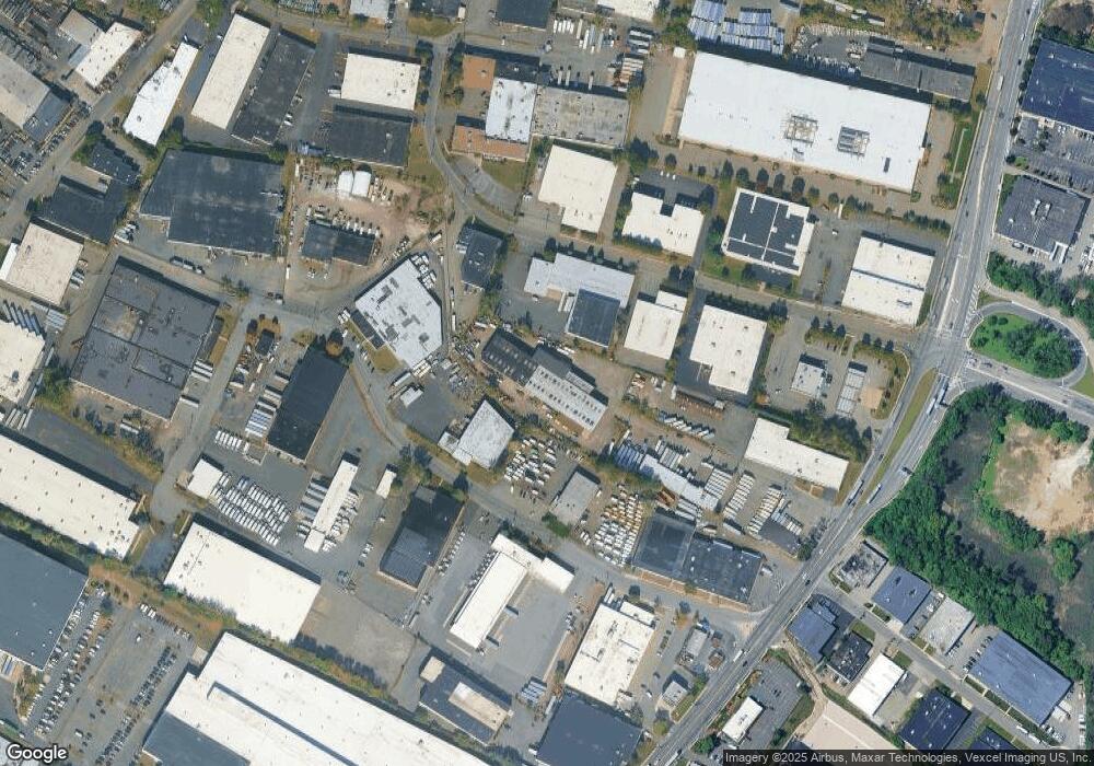 690 Washington Ave, Carlstadt, NJ 07072 - photo 1