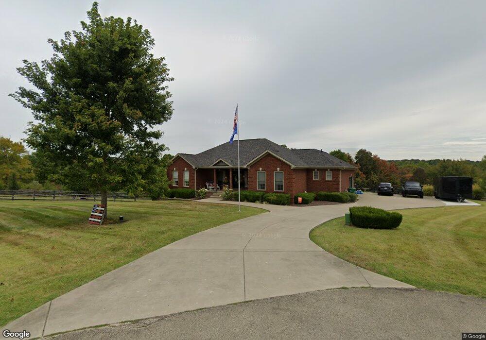 426 Grand Ave, Shepherdsville, KY 40165 - photo 1