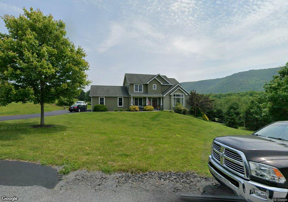 8 Osprey Cir, New Ringgold, PA 17960 - photo 1