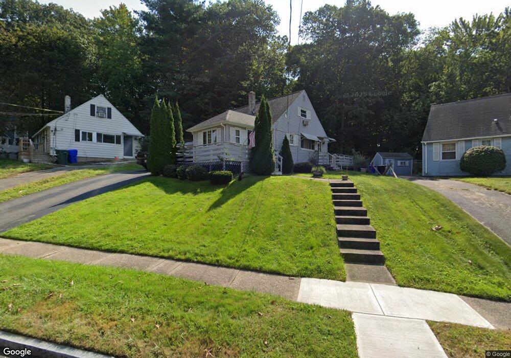 433 Gifford St, Springfield, MA 01118 - photo 1