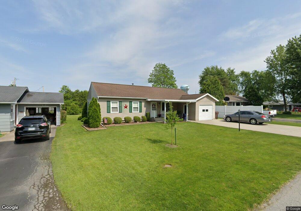 1421 Garr St, Bluffton, IN 46714 - photo 1