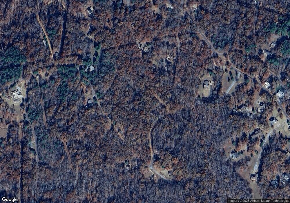 204 Sand Dr, Murray, KY 42071 - photo 1