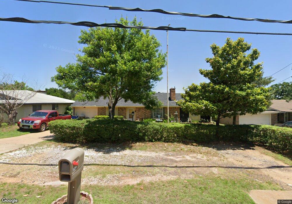 820 S Lillis Ln, Denison, TX 75020 - photo 1